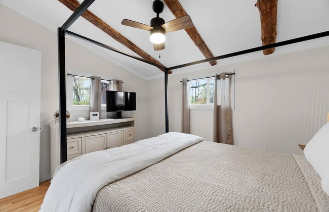 Lake View Hot Tub Modern A-frame - Foto 14