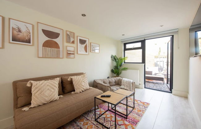 Designer Family Escape Hot Tub Steps to Beach - Photo 60