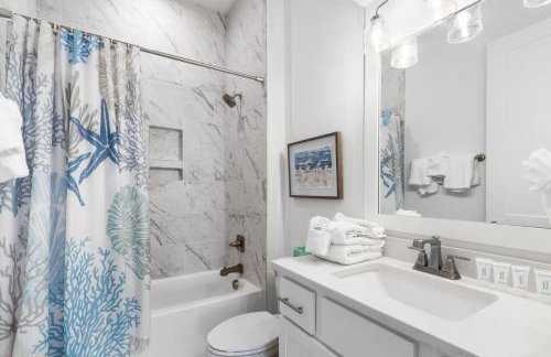 Sandy Cheeks Pet Friendly - Photo 52