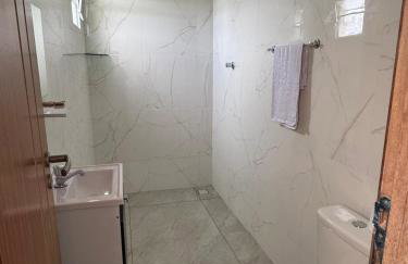 Casa 4 quartos, piscina privativa, 3 suíte geradeila smart tv ar-condicionado - Foto 10