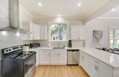 Updated Greenville Home with Backyard! - Foto 6