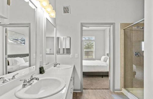 LUX 2B2B with Pool & Parking near the Heart of Austin - Foto 18