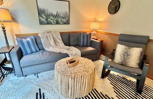 Cozy Townhome at Lutsen Mtn - Ski-in, Ski-out, Pool, Hot Tub, Fitness Center, resort amenities galore! - Foto 11