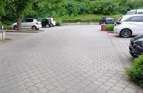 DND Stadtoase I Park I Workstation I Netflix I Parken I Kaffee I Waschmaschine I Trockner I Xbox - Foto 32