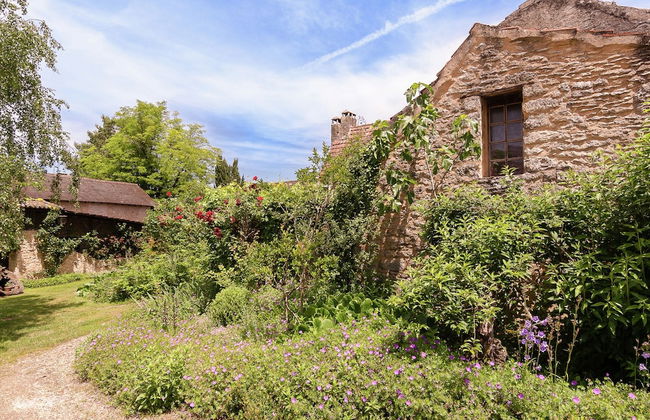 Estate in Dordogne Near Sites - Photo 17