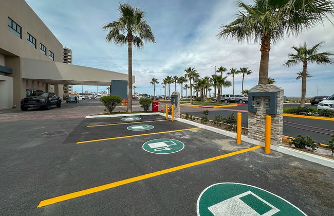 Oceanfront Vibes Iconic Beachside Getaway - Foto 80