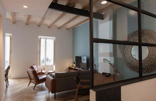 FLORIT FLATS - Chic and Central in a lively but quiet area All walking distance - Photo 15