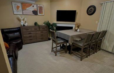 Large 4-Bedroom Entire Home with Two Living Rooms - Foto 17