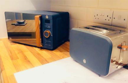 Barber House, Hoyland with two allocated parking spaces - Foto 17