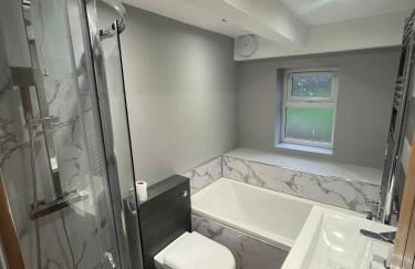 Cosy Cottage Hot Tub Sleeps 8 Log Fires - Foto 7