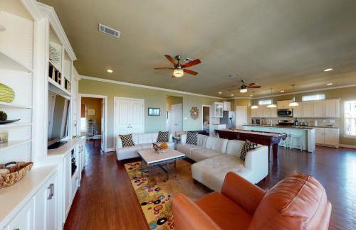 Ultimate Ocean Views Game Room Dog Haven - Foto 10