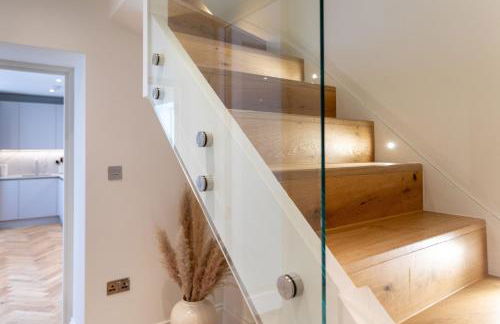 The Heart of Westminster - Photo 9