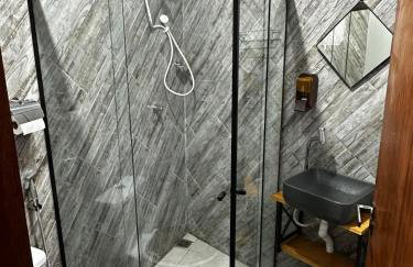 5 pessoas-praia-jacuzzi-Ar em cada quarto -Wi-Fi-estacionamento Residencial Raio de Sol - Foto 10