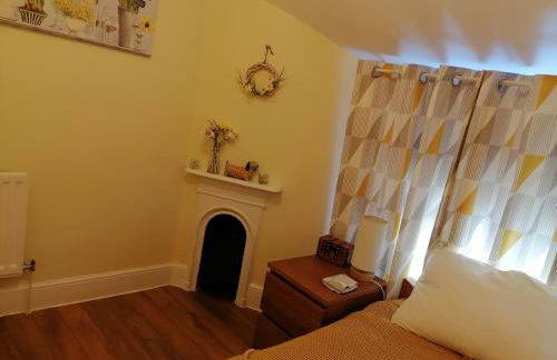 Tynant House- Cosy 3 bed house- Near City Centre and FREE parking - Foto 25