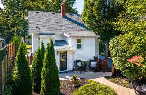 Charming Geneva Cottage Walk 4 Blks to Downtown - Foto 42