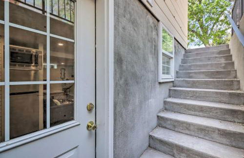 Ski and Hike Cozy Dtwn Reno Studio with Fireplace - Foto 25