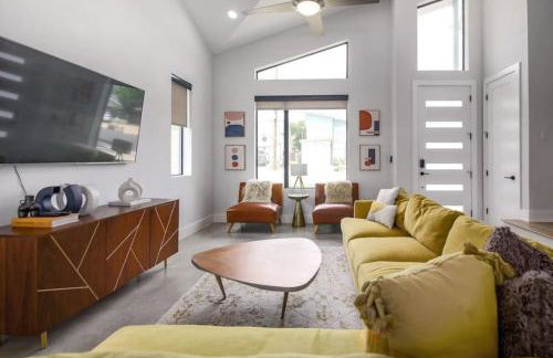 New Modern 3BR 2.5BA North Loop, Cowboy Pool and Patio by Austin Vacay - Foto 2