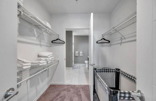 Luxury 1 BR with DEN Downtown Tampa Apt - City Views, Rooftop Pool, Workspace - Foto 20