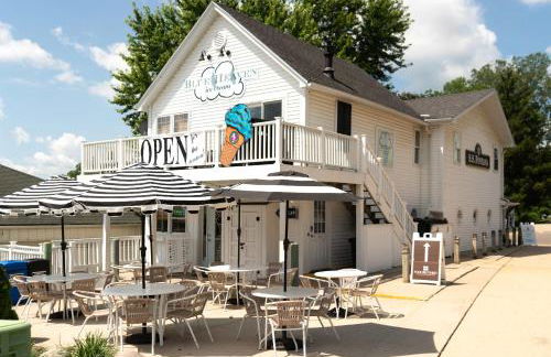 Heaven on Earth! 2 BDR Fontana Flat, Walk to Lake - Foto 70