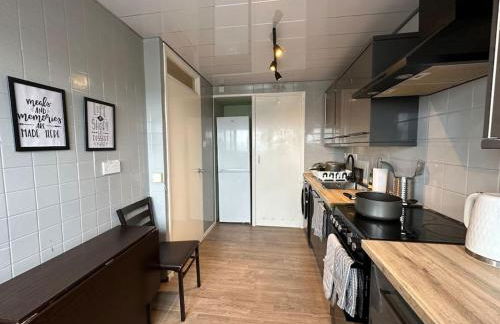 Top Floor of the building, spectacular views! - Foto 22