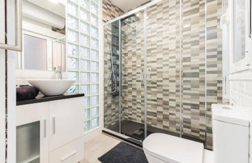 Madrid Río Apartment - Photo 29