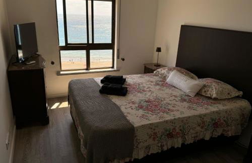 Beachfront Amazing Location - 19th Hole - Photo 17