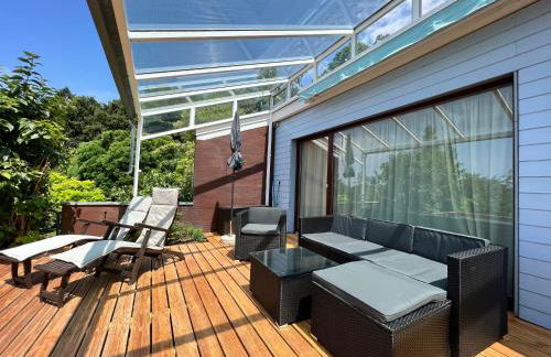 Ferienhaus Wellnesshütte mit Außenwhirlpool und herrlichem See-und Alpenblick - Foto 3