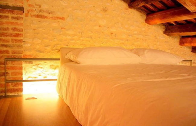 Modern Farmhouse in Pagnano Italy Near Forest - Photo 3