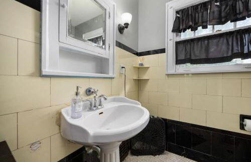 Comfortable Private Room | Shared Bath & Kitchen - Foto 41