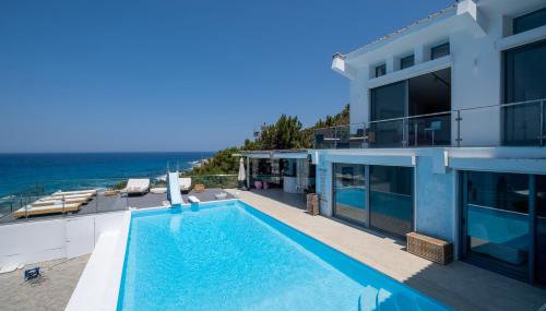 Icarus Luxury Beachfront Villa - Foto 2