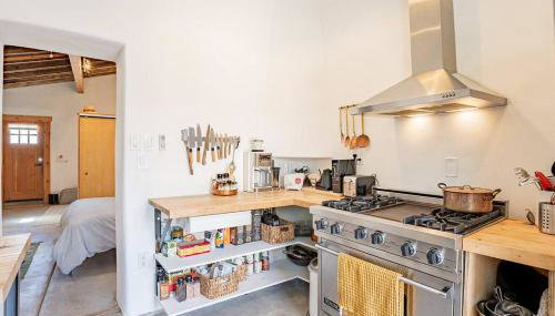 Modern Historic 1900 Adobe Bungalow in Downtown - Foto 4