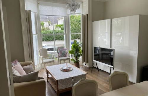 Stylish 3-bedroom flat in Kensington - Foto 5