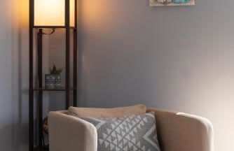 Walk to WP Gate and Free Parking - Foto 2