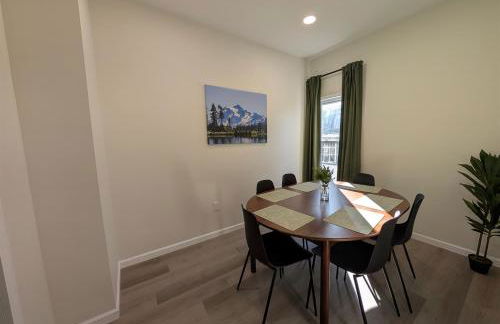 Modern Norwalk Retreat 2 King Suites Sunroom - Foto 19