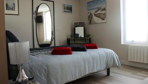 Villa des sables avec 1 studio pour 2 personnes pouvant être complété par une chambre avec sa salle de bain et WC si 4 personnes - Foto 2