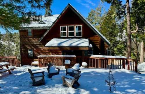 Hot Tub-EV-Kid Friendly-Arcade Game-BBQ-Fire Pit - Photo 8