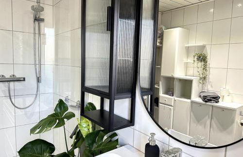 Spacious & Bright Family Escape - Photo 29