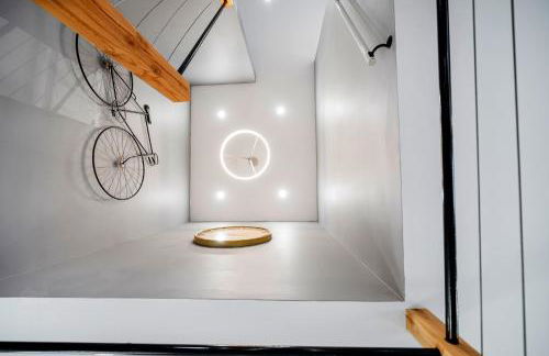 New Sunday River Ski Retreat with Hot Tub Spa - FirePit Sleeps 16 - Foto 13