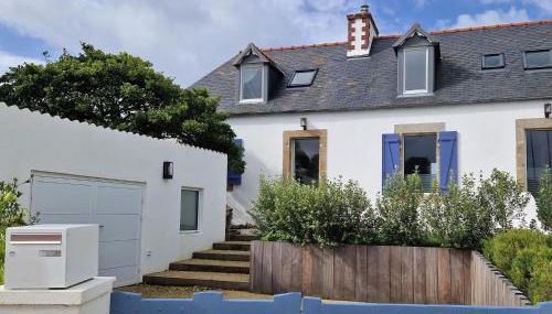 Holiday Home in Plougasnou with Sea Views - Photo 3