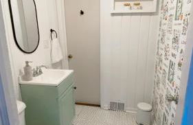 Retro Ypsilanti Cottage - Peloton & Vintage Vibes - Foto 19