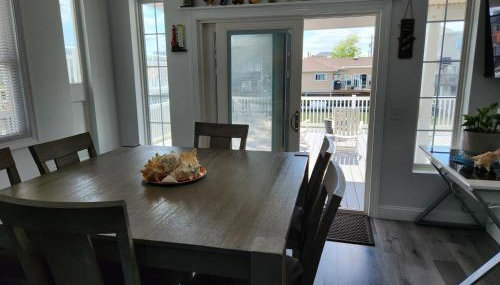 Lower Chelsea Lookout- On Water by Beach & Boards! - Foto 3