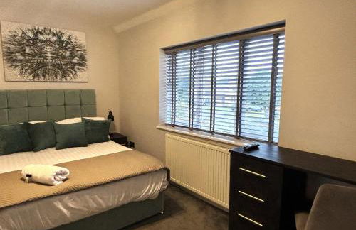 Large Luxury Home in Solihull - Sleeps 14 near NEC & BHX - Foto 41