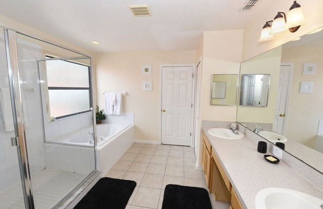 Cozy 5bed High Grove Resort W Pool, Spa, Game Rm, Mins To Disney-133 5 Bedroom Home by RedAwning - Foto 12