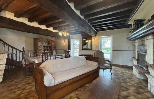 Grande maison à Saint-Pourçain avec piscine, sauna et WiFi - FR-1-489-60 - Foto 13