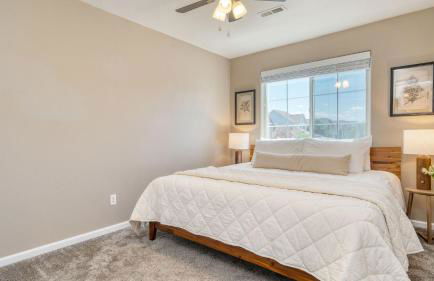 Canal Trail Base Camp by AvantStay Hot Tub Deck Walk to Pickleball 10 Min to Bend Family Friendly - Foto 46