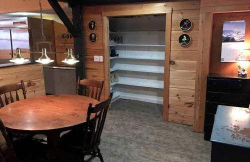 Spacious Vacation Rental for Large Groups in the White Mountains near Plymouth, New Hampshire - Foto 4