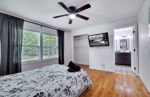 Hot Tub & Theater Haven-Lake and Ski Retreat - Foto 25