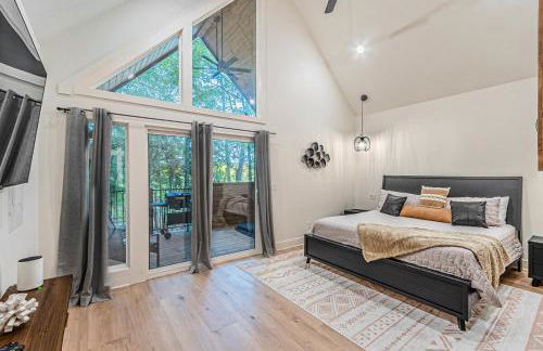 The Ash - Private Cabin with Hot Tub Oasis for Two in the Pines - Foto 3