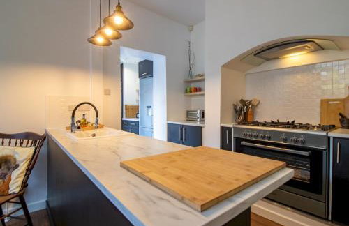 Chic Beamish Retreat Stylish 3-Bed Near Durham - Pass the Keys - Foto 1