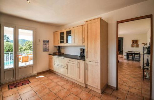 Nice Home In Ste-Anastasie-Sissole - Photo 19